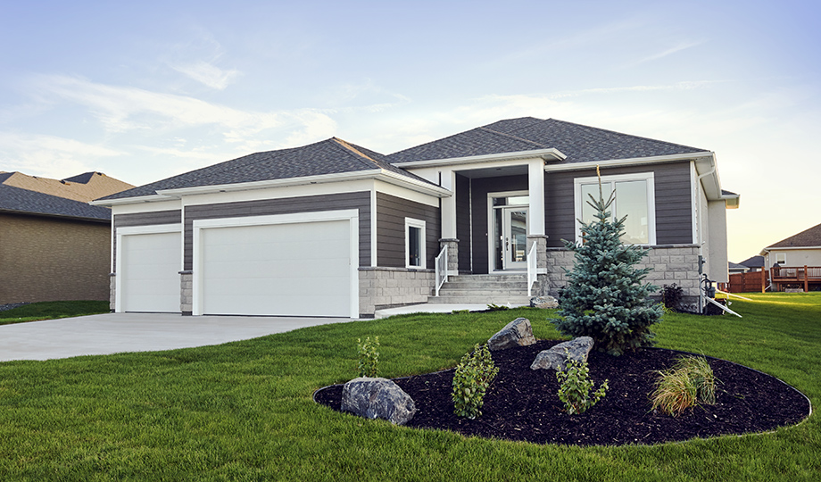 Oak Bluff West Show Homes & Hours