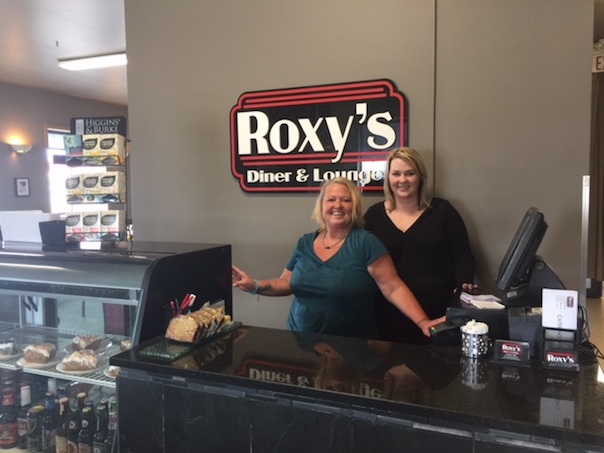 Roxy's Diner Roxy & Jennifer - IMG_9494
